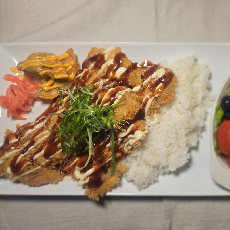 poisson katsu bento trio / fish katsu bento trio
