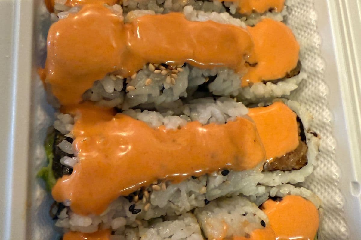 2 orders Spicy Tuna Avo roll (8pcs each)