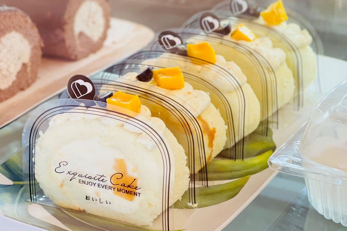 Mango Swiss Roll