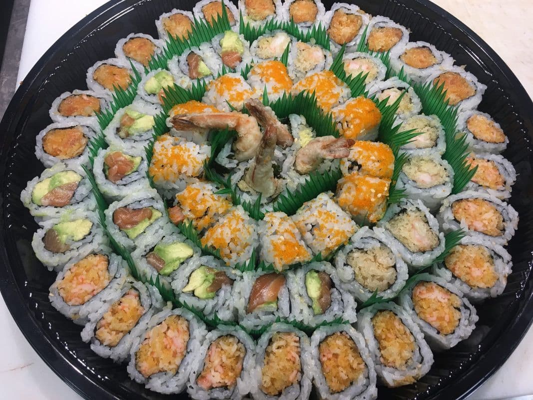 E10. Special Maki Set (60 Pcs)