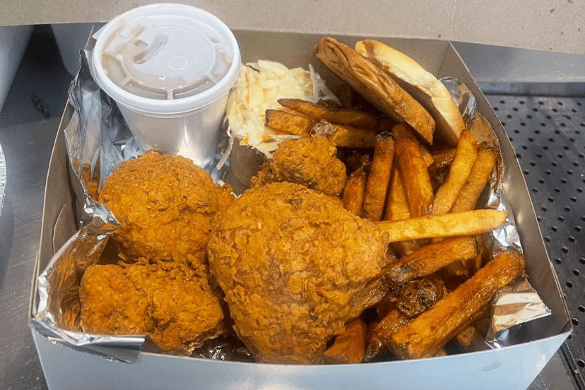 Poulet Frit (4 mcx) / Fried Chicken (4 pcs)