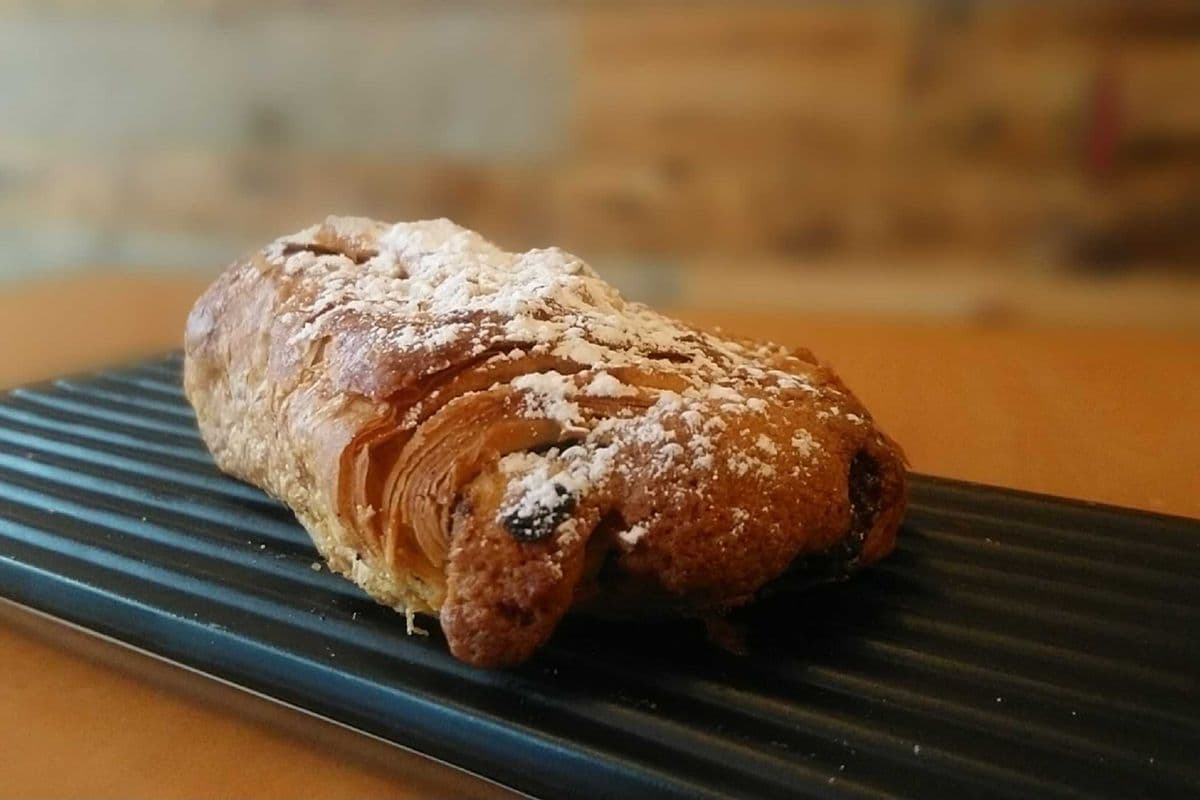 Chocolatine aux amandes