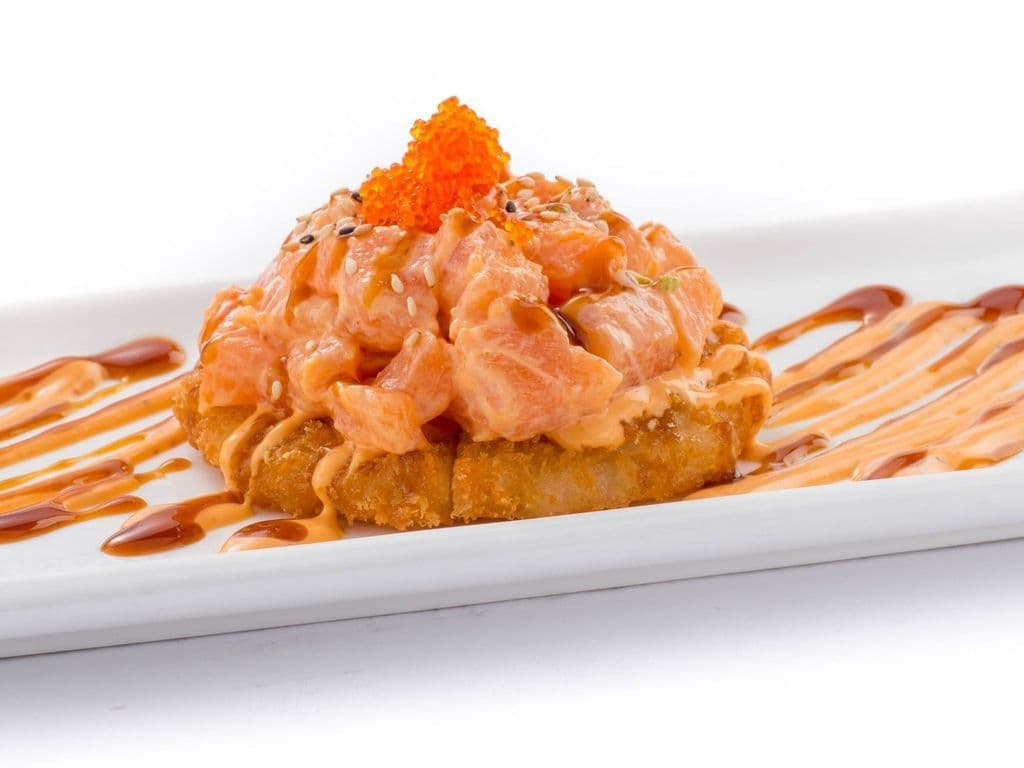 P01 Spicy Salmon Pizza (6 pcs)