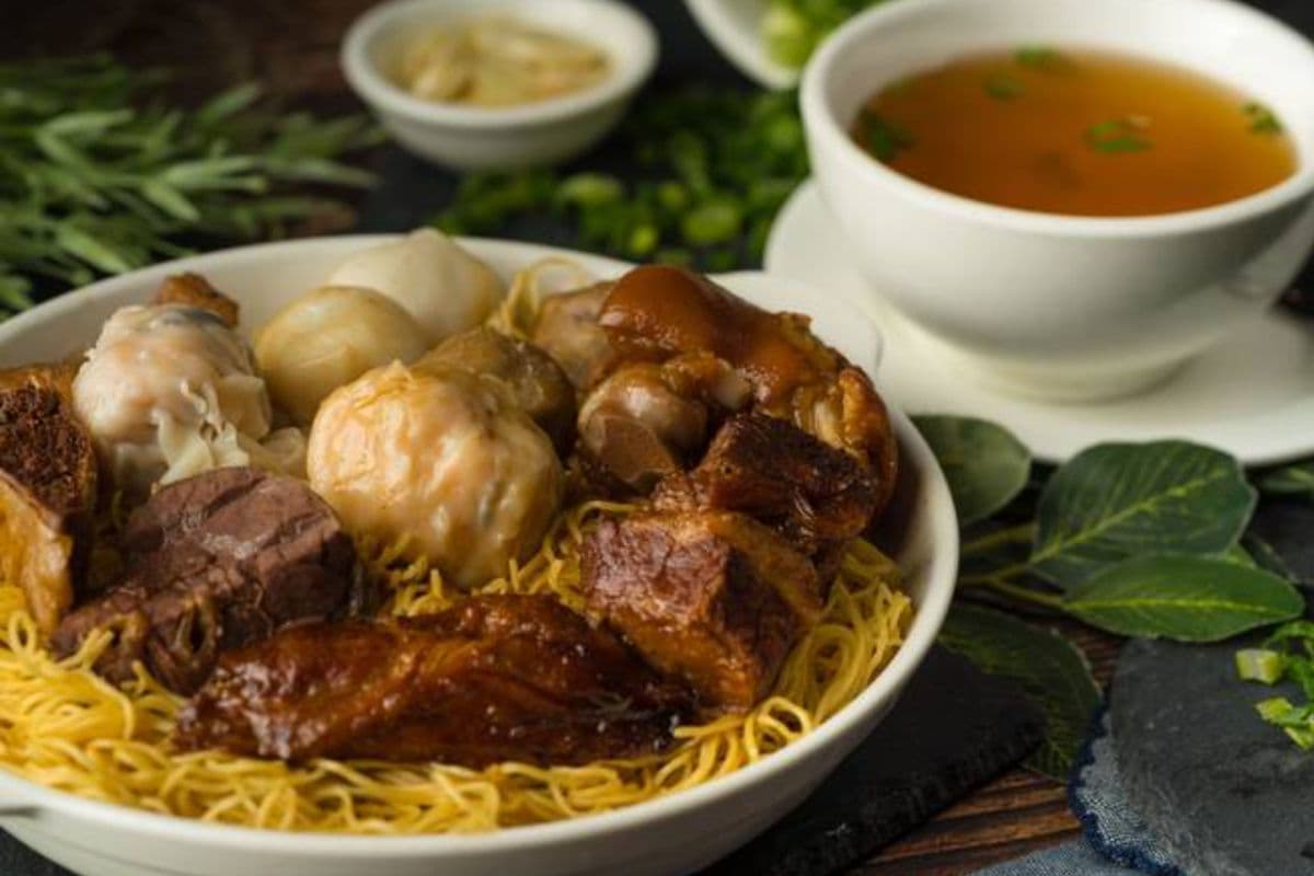 House Special Stewed Noodle