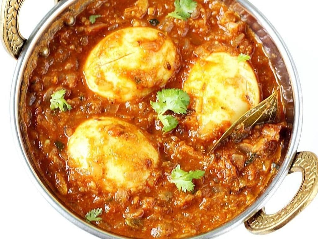 Cheesy Egg Masala