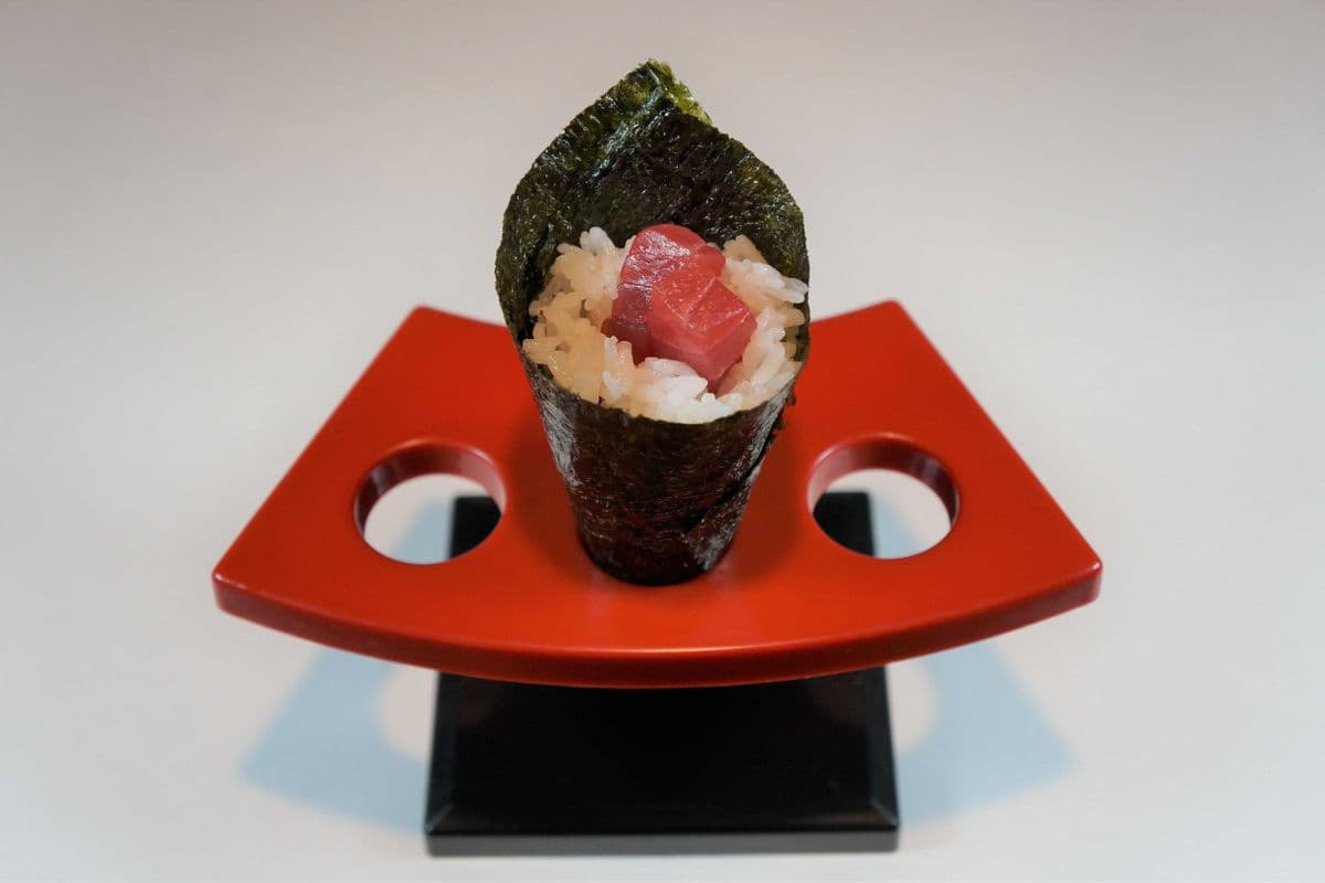 107. Red Tuna Hand Roll (1 pc)