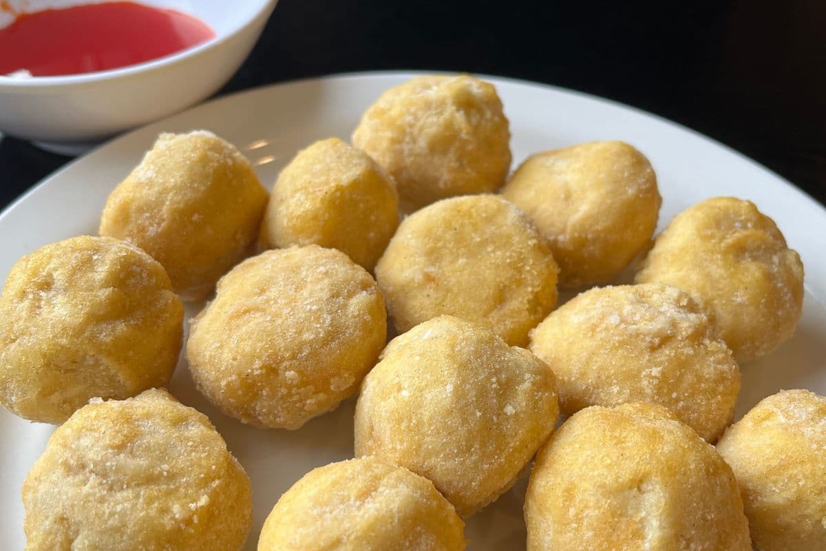 C02. Sweet and Sour Chicken Balls(15balls)