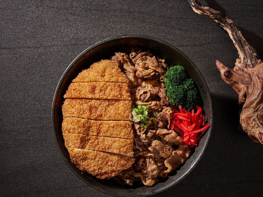 Katsu Gyudon とんかつ牛蓋飯