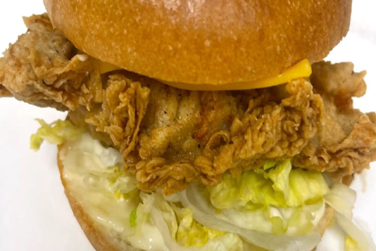 Regular Chicken Burger