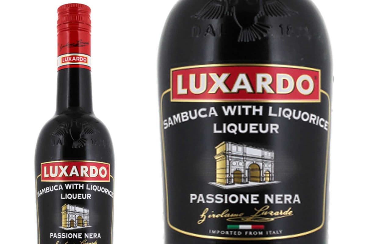 PASSIONE NERA (LUXARDO) BLACK SAMBUCA (1 x 750ML)