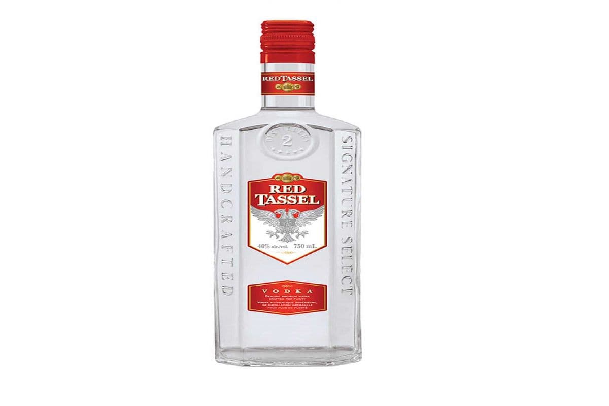 2857. RED TASSEL 750ml (1 x 750ml)