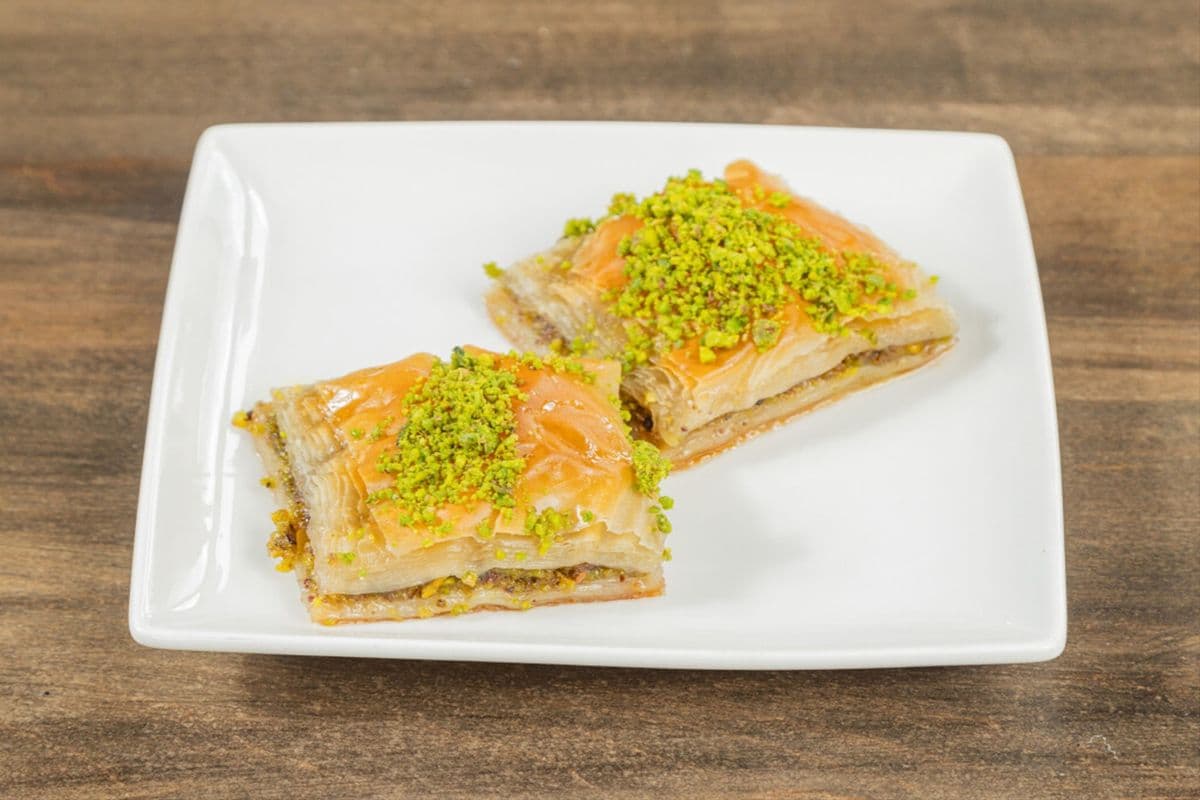 Baklava (2 pcs)