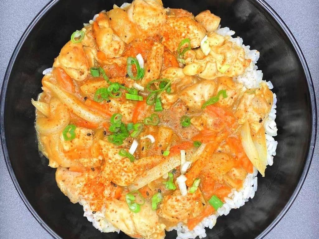 Spicy Curry Chicken Don