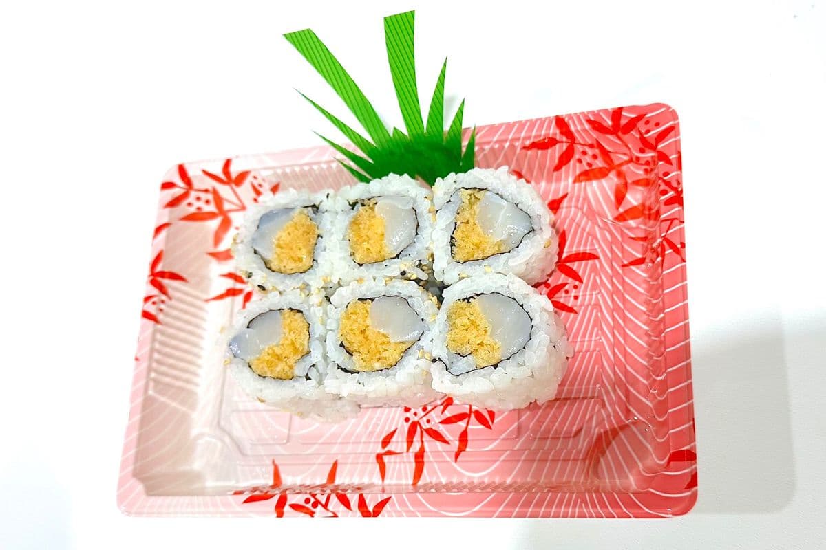 Crispy Spicy Scallop Roll