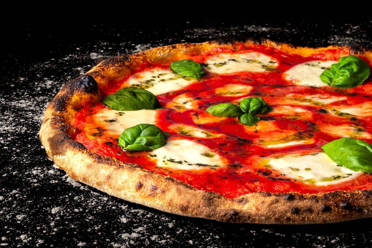 Medium Margherita Pizza