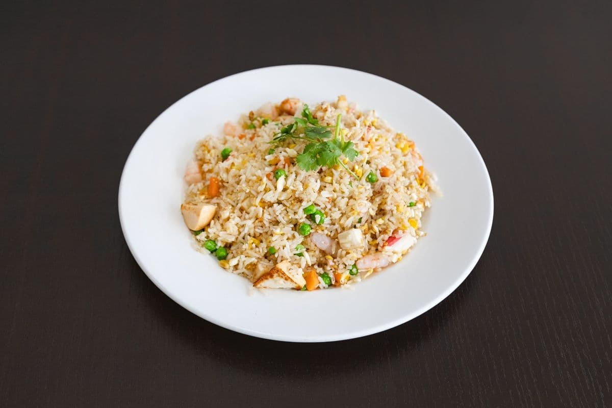 618. Seafood Fried Rice