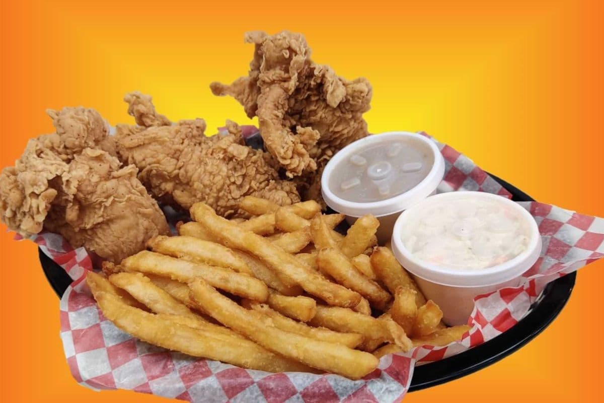 Repas complet poulet (3 mcx) / Complete Chicken Meal (3 pcs)