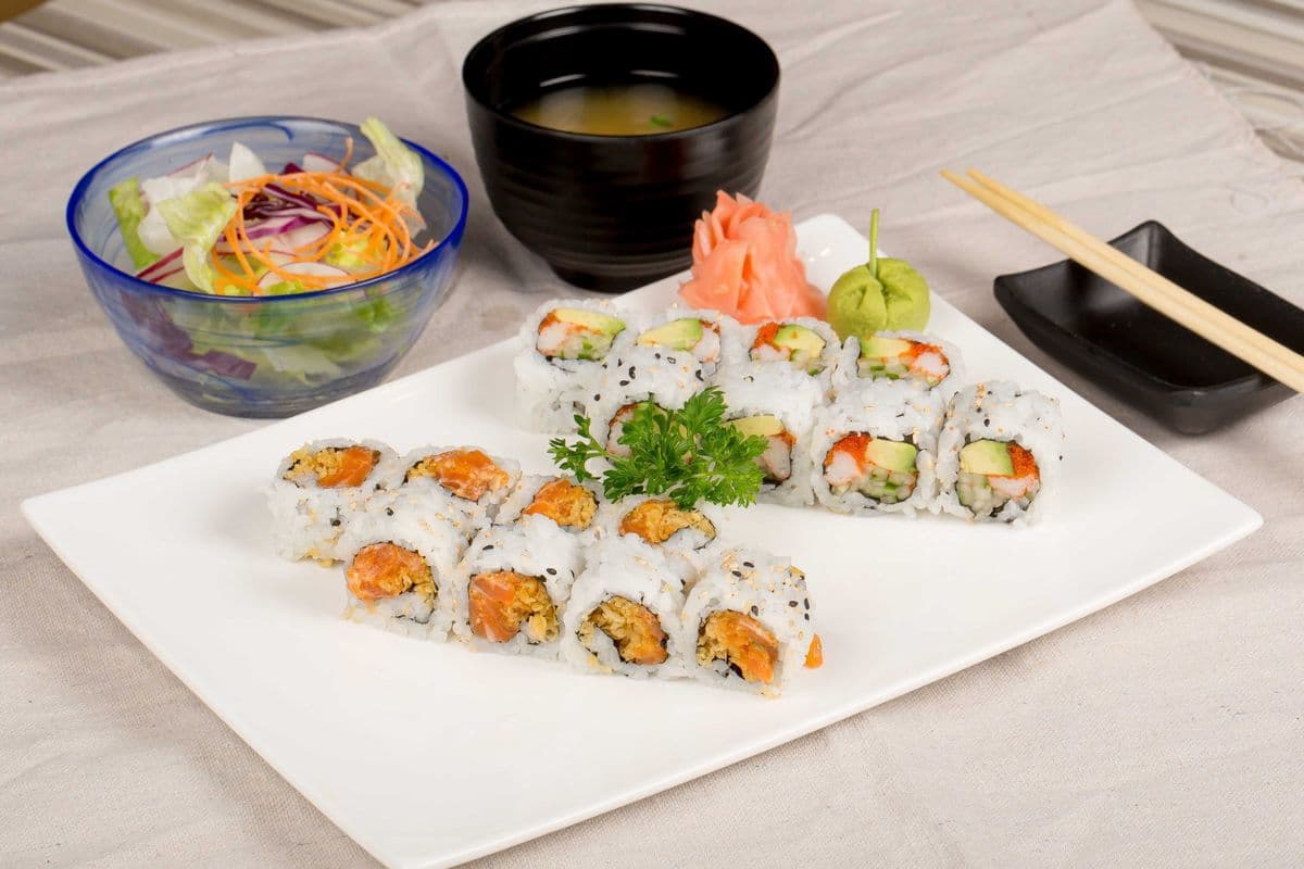 78. Maki Lunch