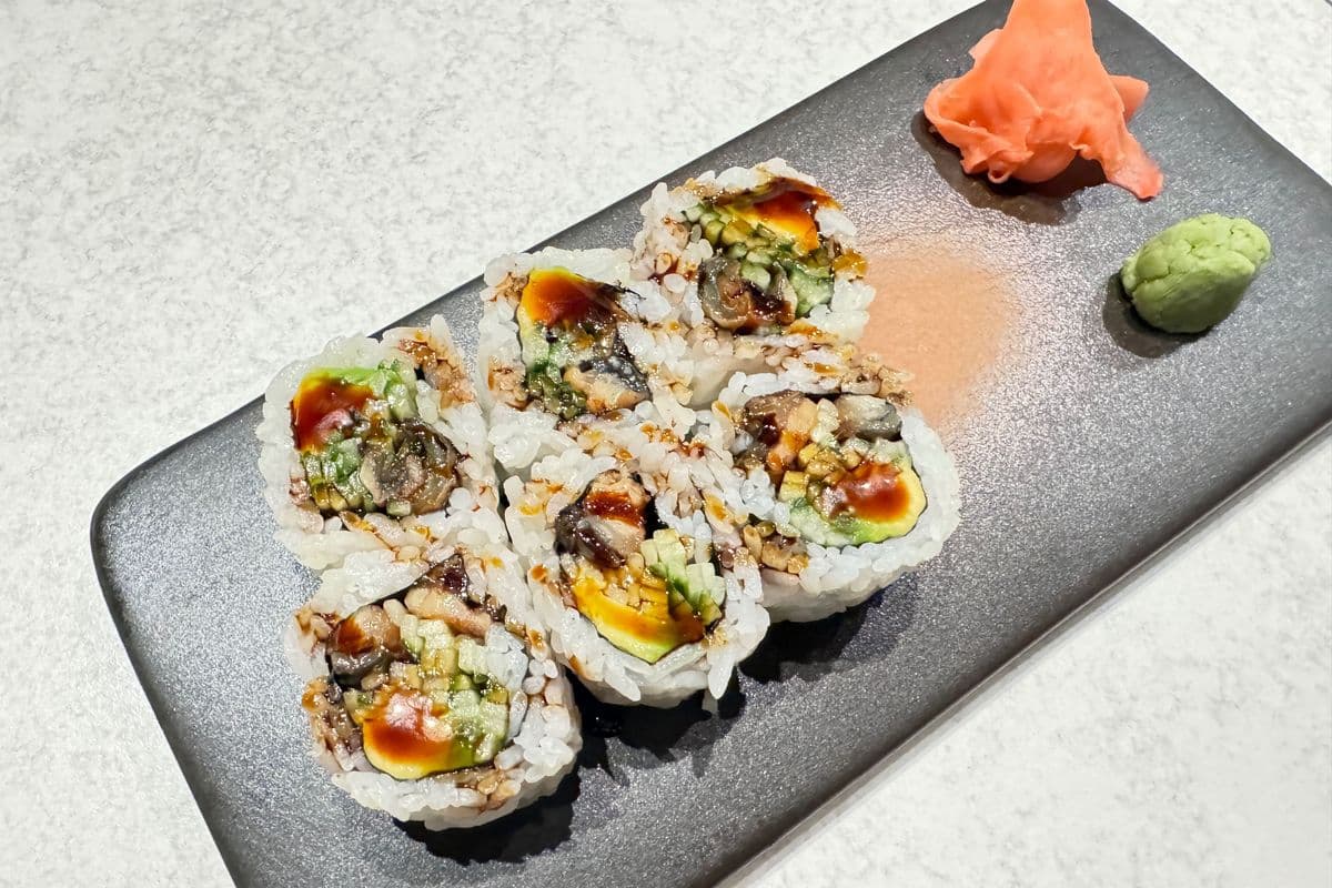 6. Unagi Roll (6 pcs)