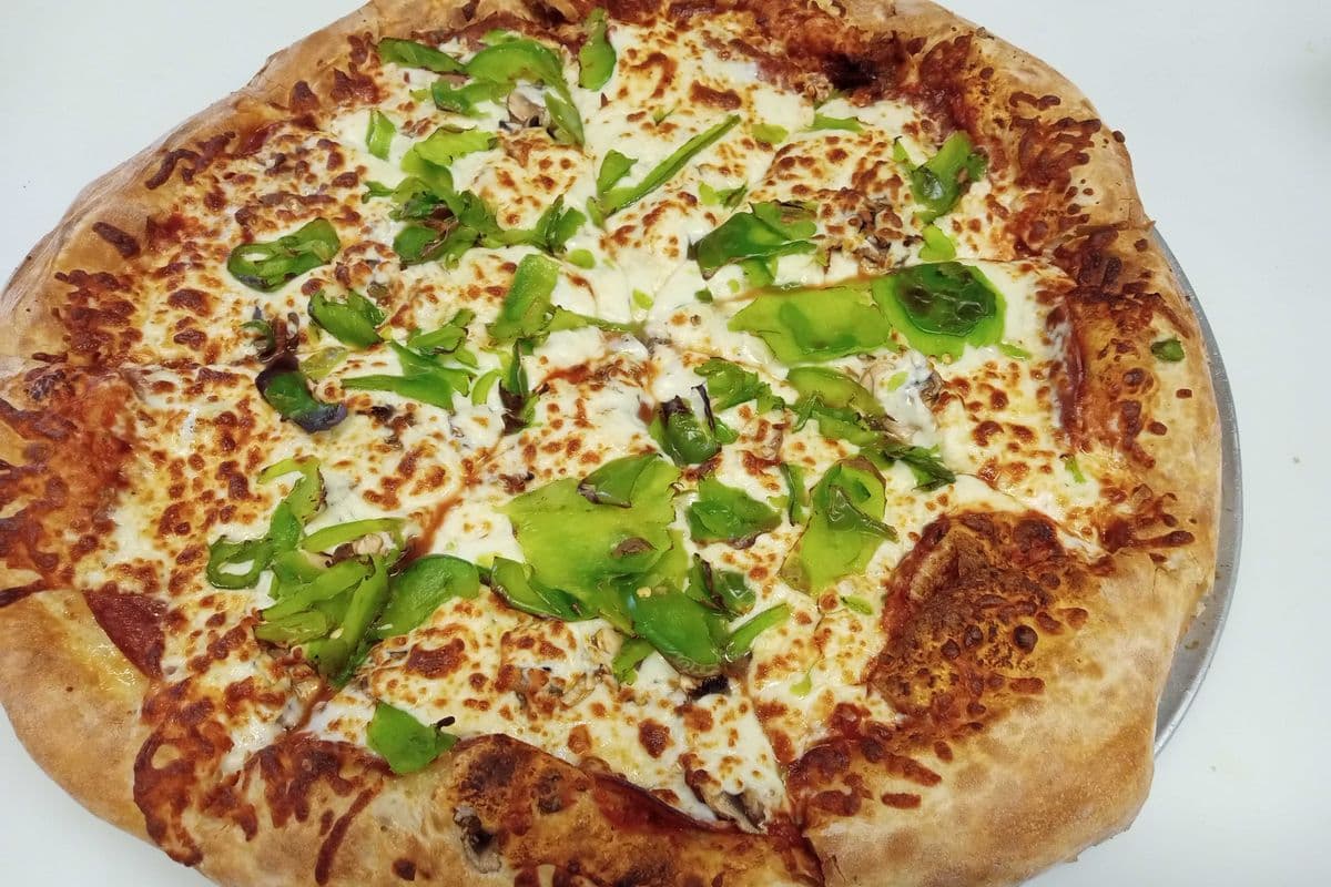 1xPizza 10" aux trois ingredients / Pizza 10" With Three Toppings