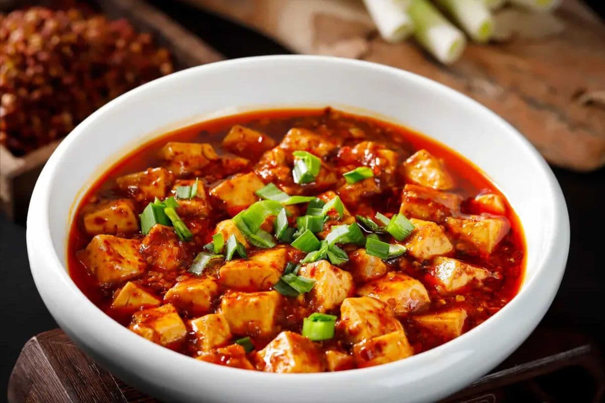 Spicy Minced Pork with Bean Curd 麻婆豆腐