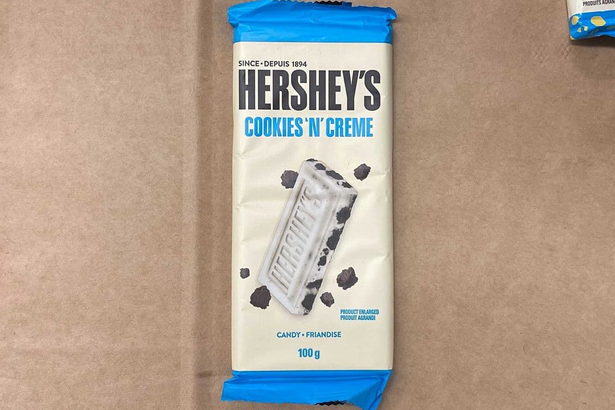 Hershey's Cookies N' Creme (King Size - 100g)