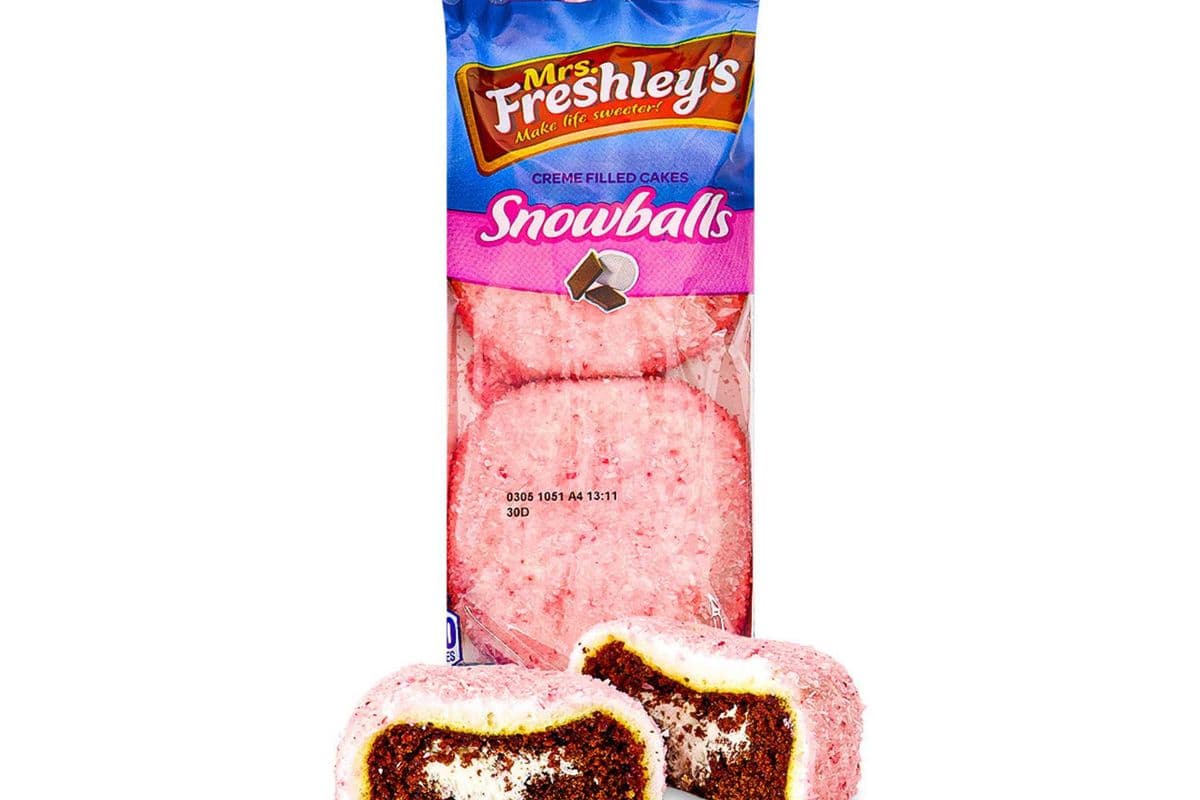 Mrs. Freshley's Snowballs Creme Filled (120 g)
