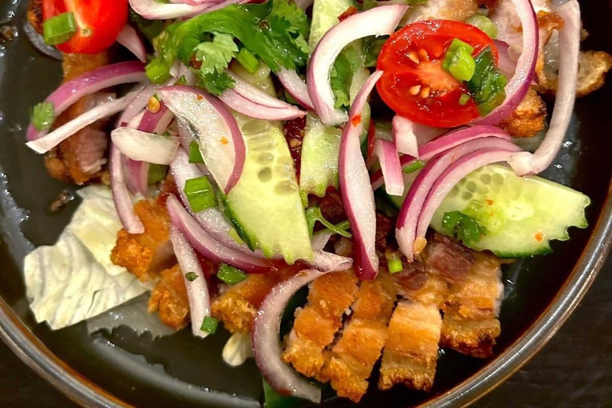 Sal1 - Crispy Pork Belly Salad | ยำหมูกรอบ