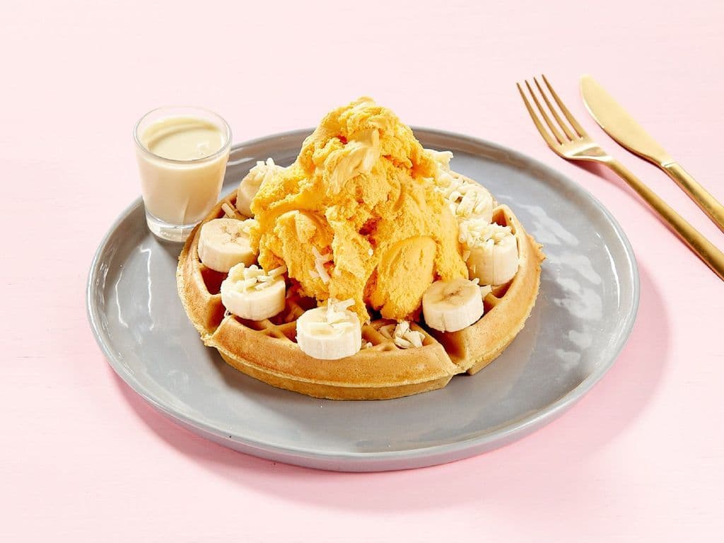 Creamy Dreamy Mango WAFFLE