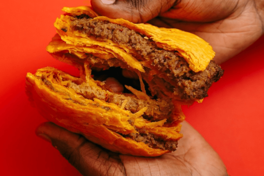 Pâté jamaïcain au boeuf épicé / Spicy Beef Patty