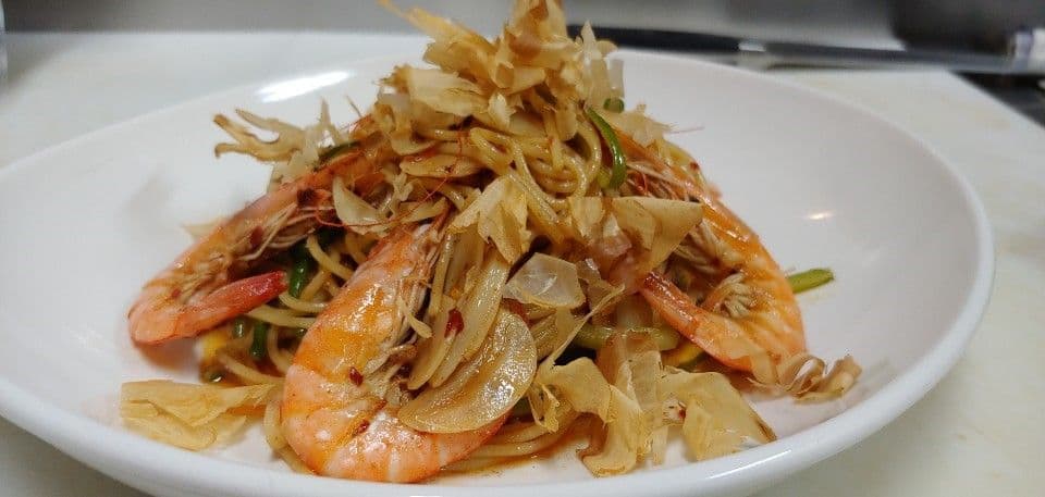 Garlic Sprout and Prawn