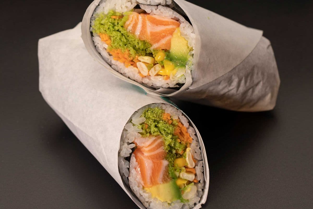 B01 Salmon Burrito