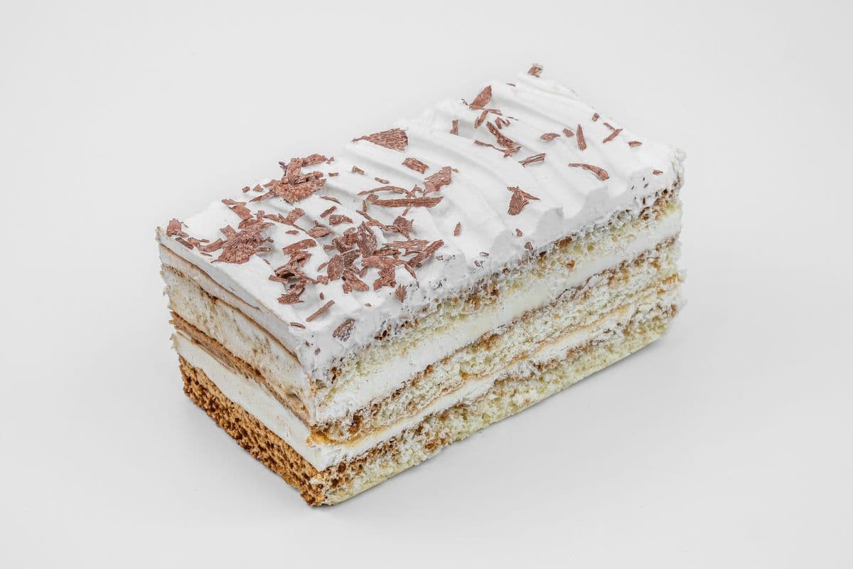 Tiramisu Cake