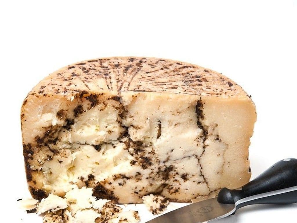 ITALISSIMA PECORINO SHEEP CHEESE WITH TRUFFLE 150G