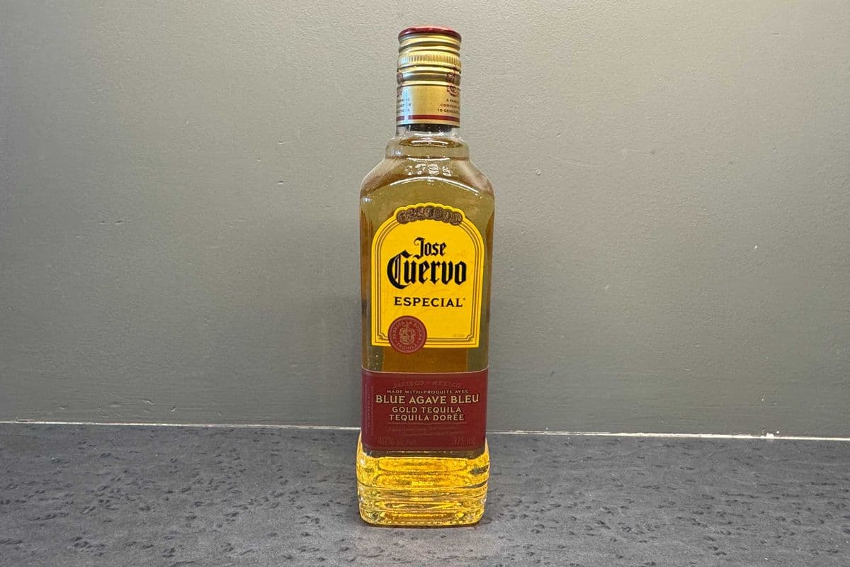 Jose Cuervo Especial Gold Tequila Bottle25. (1 x 375ml)