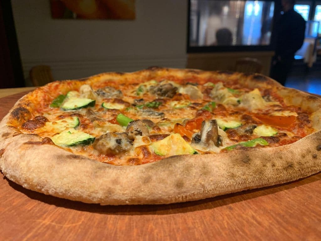 2. PRIMAVERA PIZZA