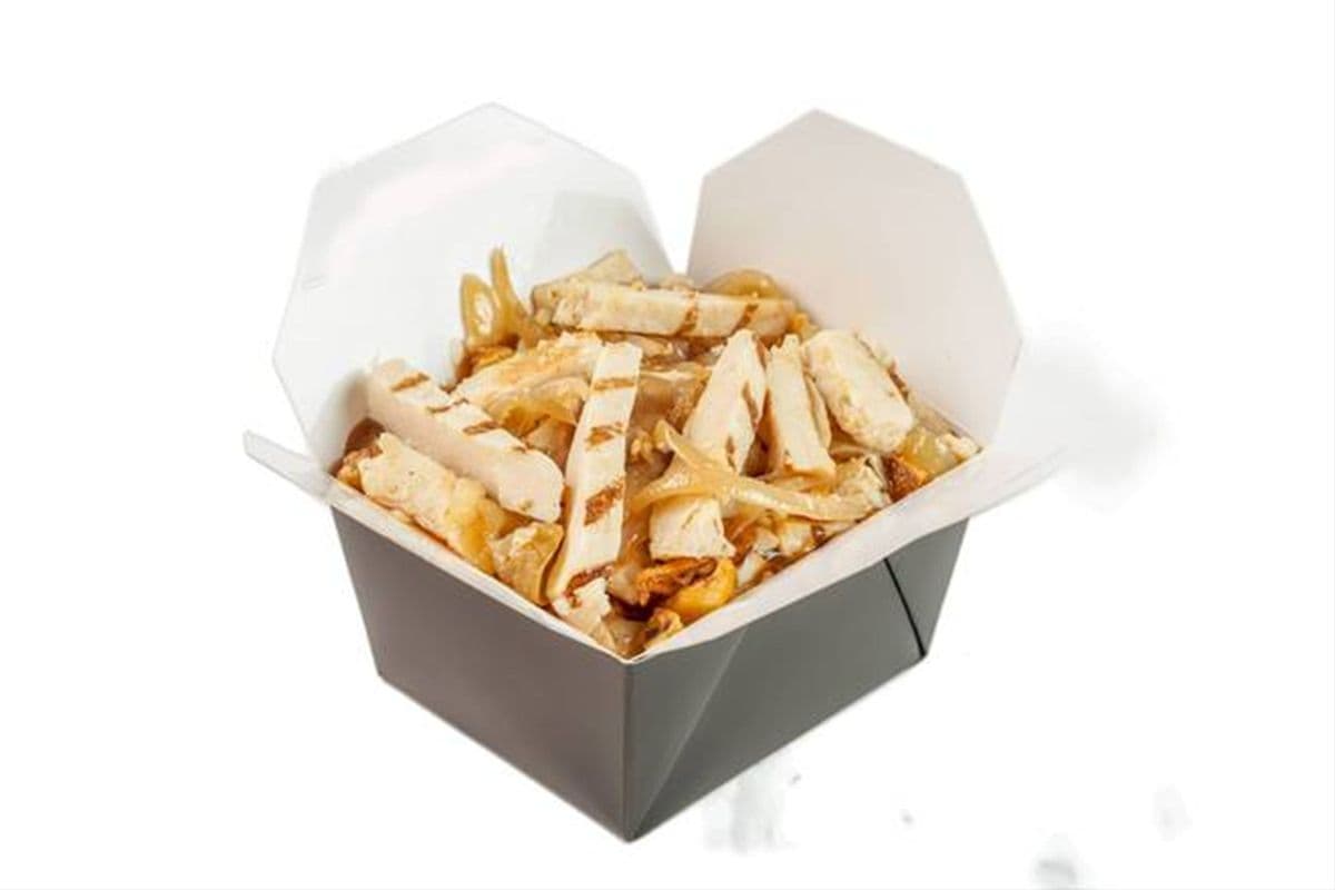 Grilled Chicken Poutine