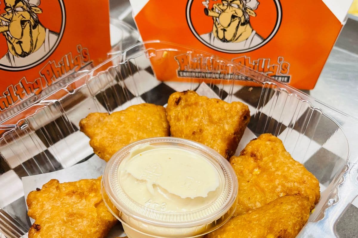 Mac and Cheese Bites (6 pieces )