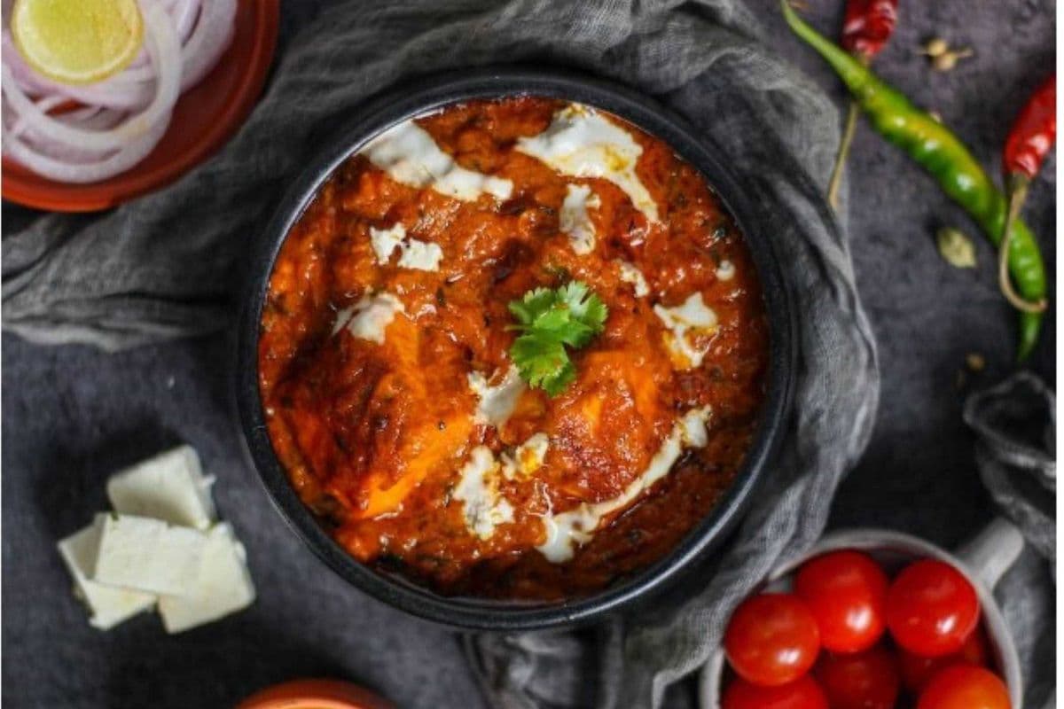 Traditional Chicken Curry -Chicken Dhaba