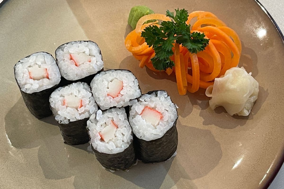 Crab Roll (6pcs)