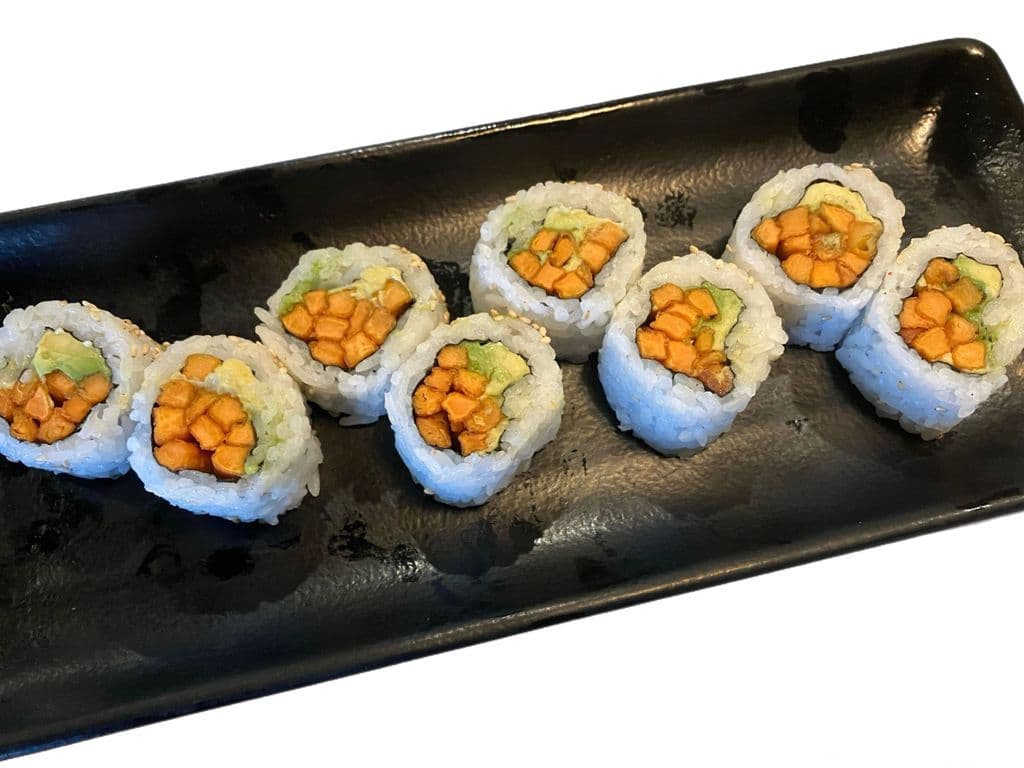 Yam Avocado Roll (8pc)