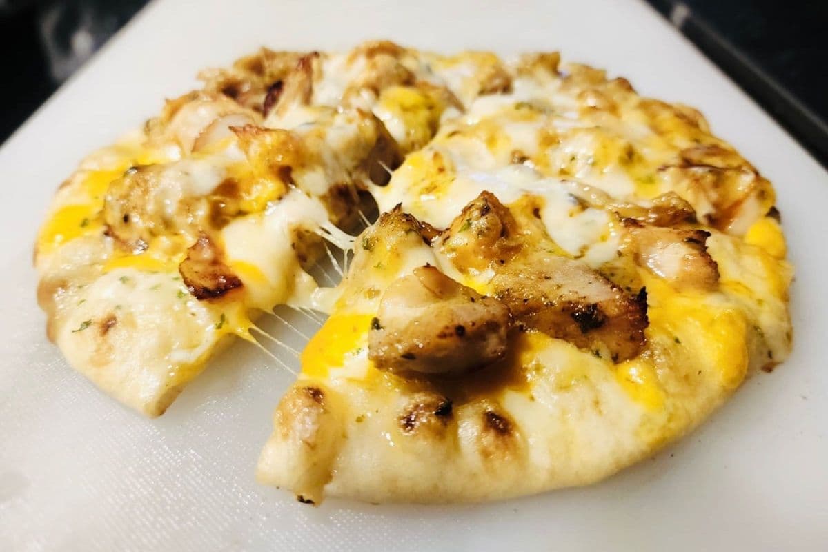 Chicken Fajita Cheese Bread
