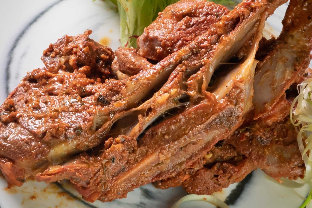 Lamb Chops (2 pcs)