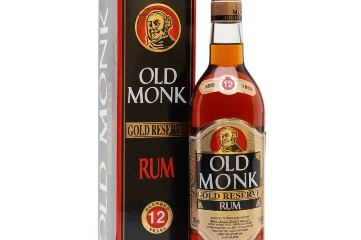 OLD MONK GOLD RESERVE - 12 YEAR OLD RUM (750ML) (1 x 750ML)