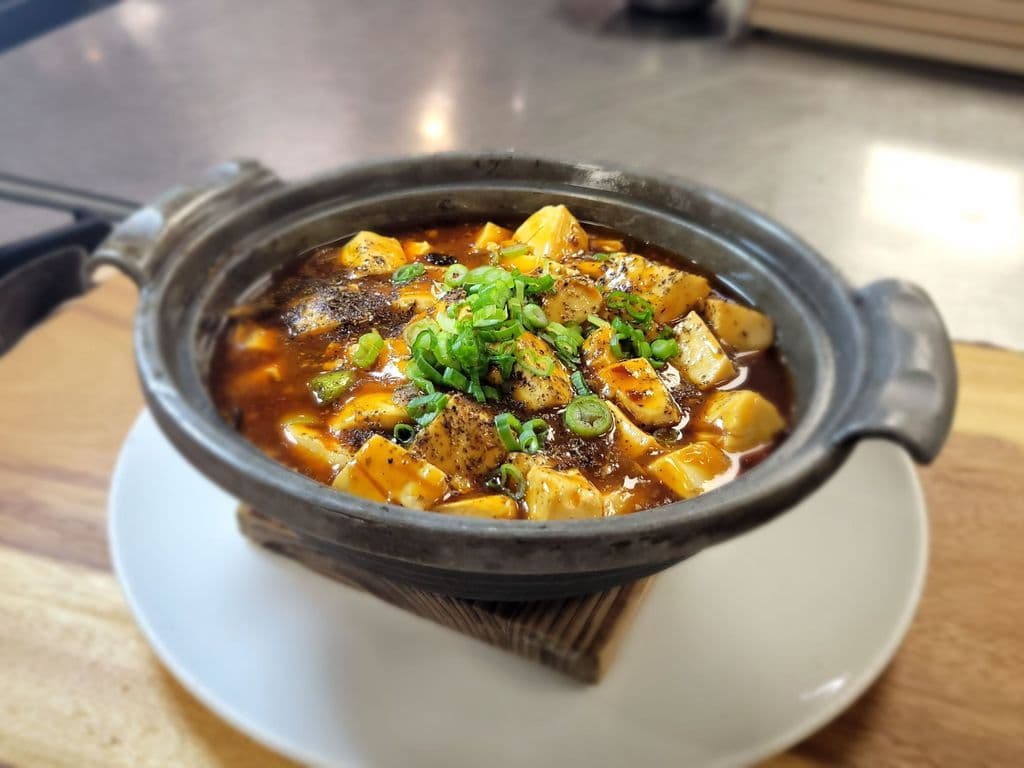 Mapo Tofu with Minced Beef en Casserole/D34