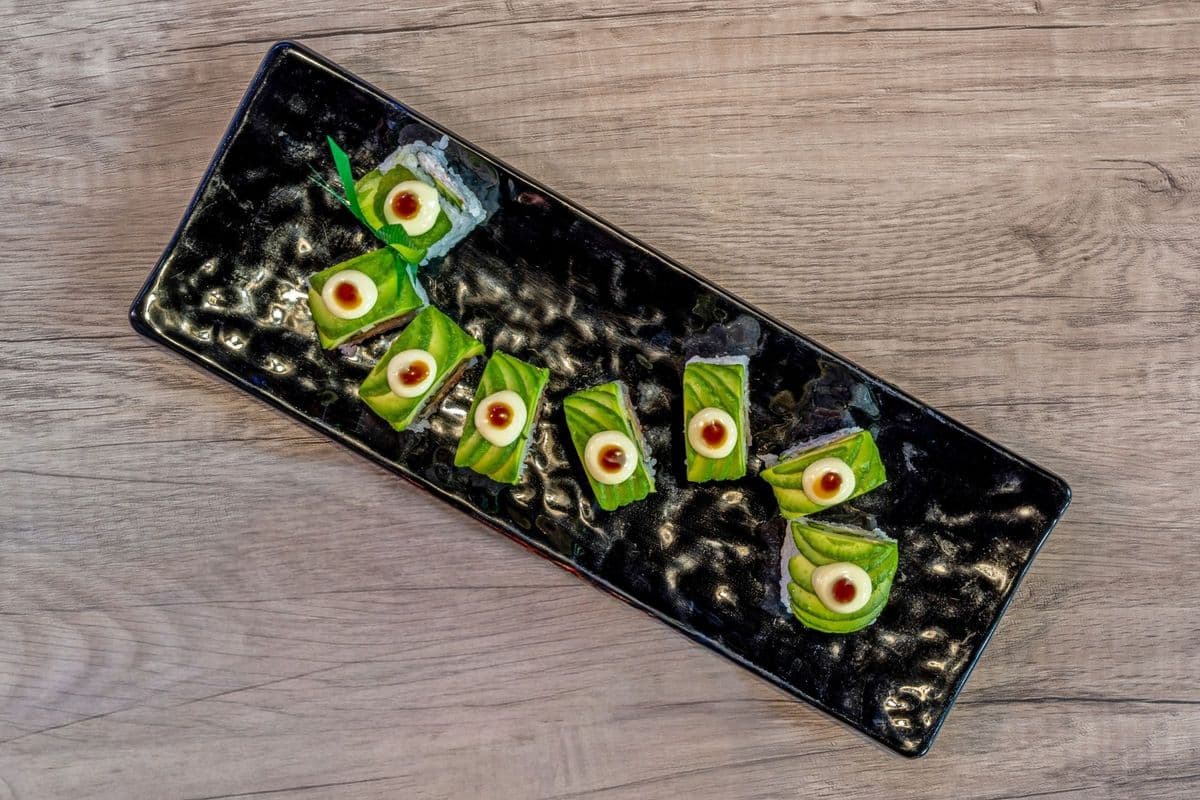 Caterpillar Roll (8 pcs)