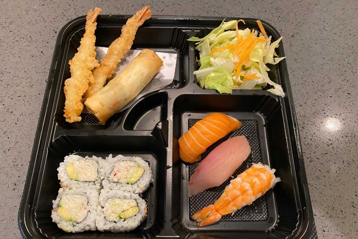 KIKU BENTO BOX A (SUSHI)