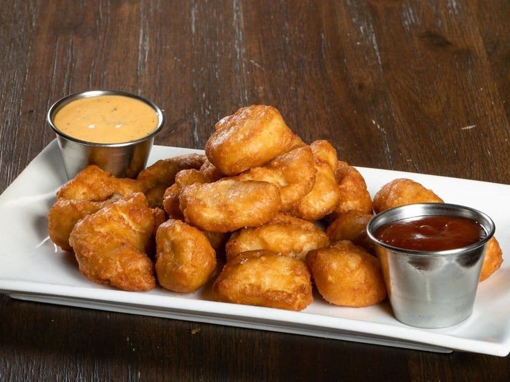 Croquettes de poulet (20 morceaux) / Chicken Croquettes (20 Pieces)