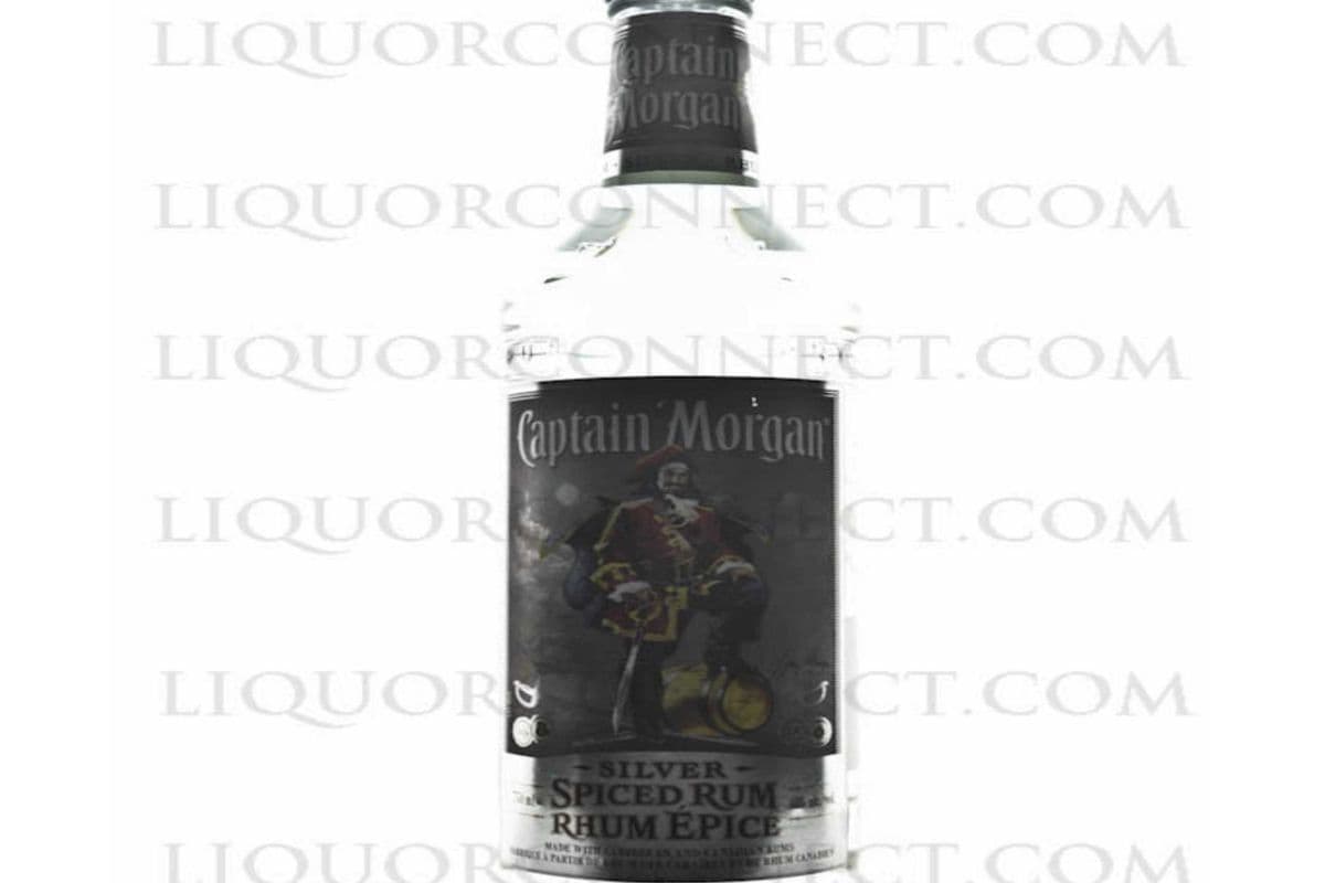 Captain Morgan White Spiced (750 ml Bottle) (1 x 750 ML)