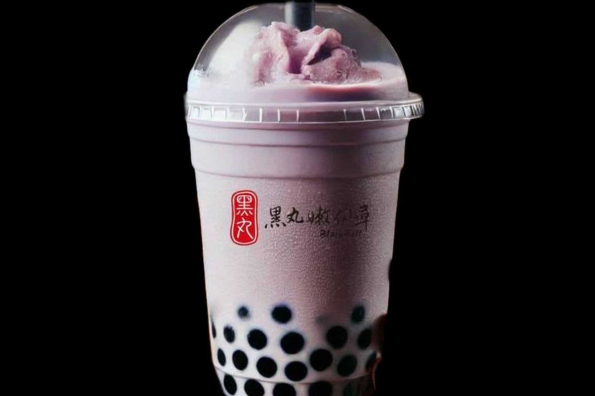 Taro Slush with Pearls 芋香珍珠冰沙